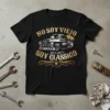 Black t-shirt with "No Soy Viejo Soy El Jefe Y Soy Classico" text and a vintage pickup truck graphic